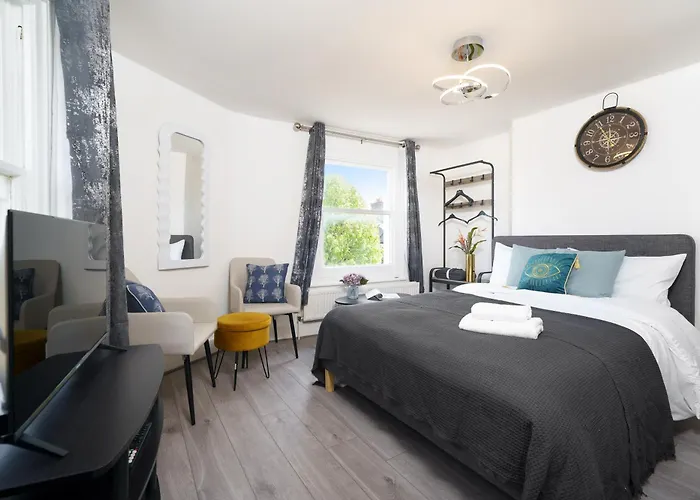 Stylish And Newly Renovated Flat In Hackney