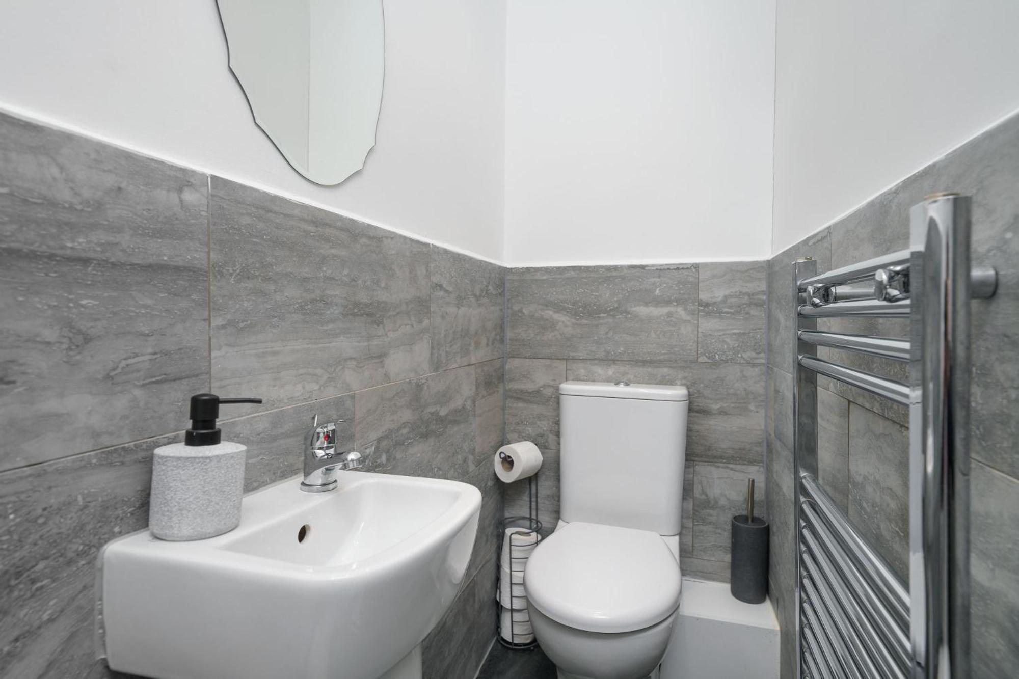 Stylish And Newly Renovated Flat In Hackney Londra